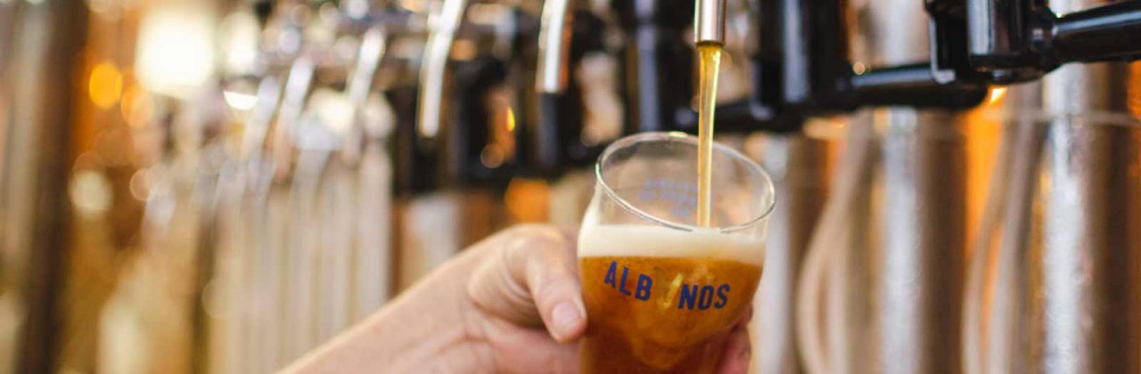 7-dicas-de-como-servir-chopp-cervejaria-albanos